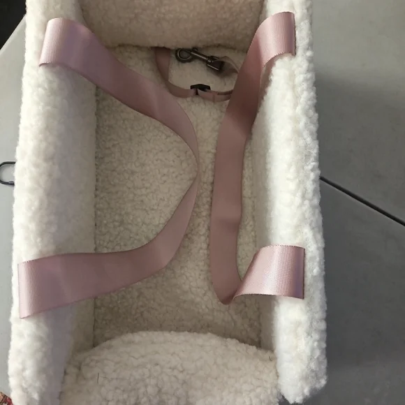 Pink Dog Carrier - Picture 9 of 10